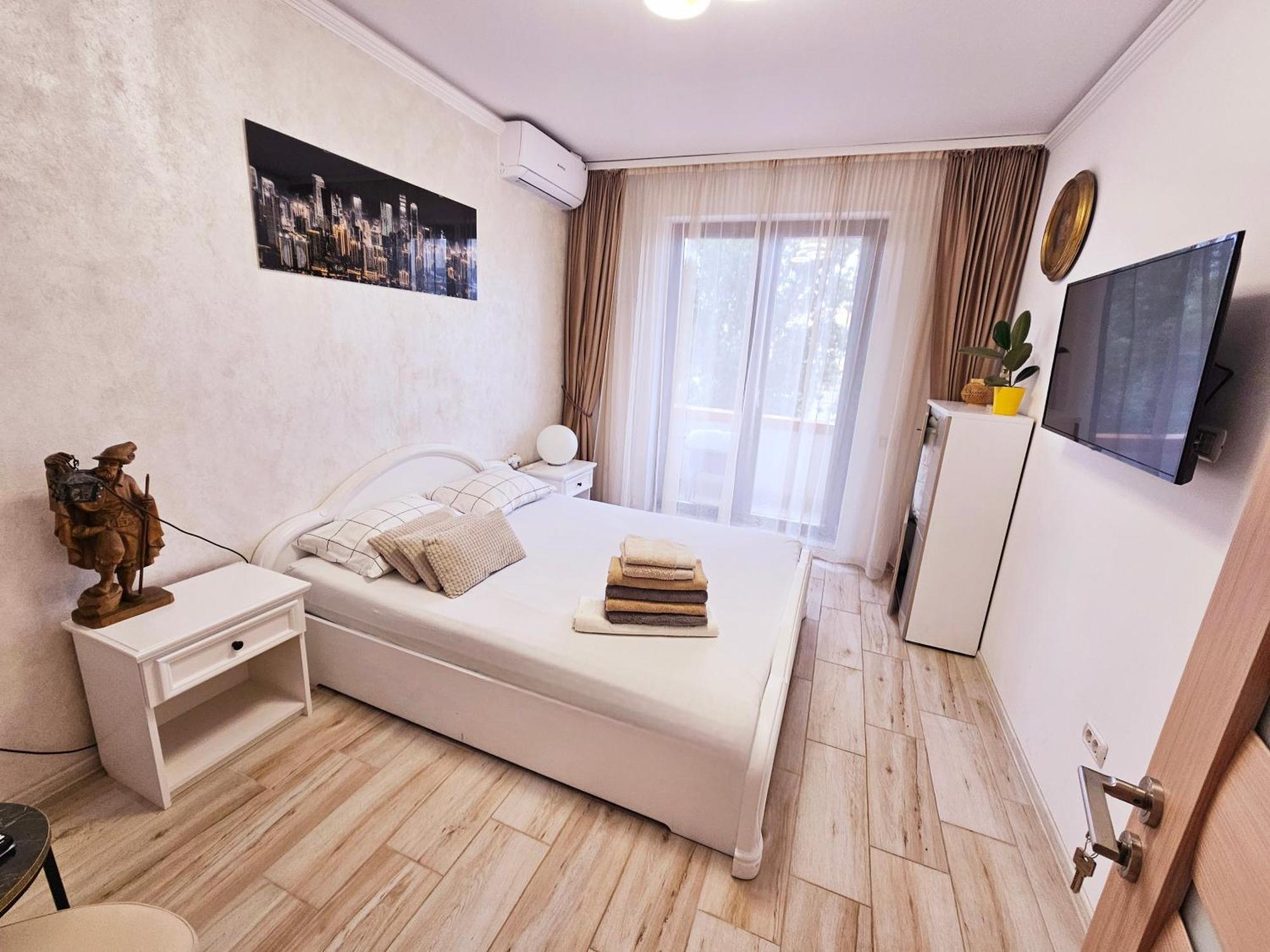 Andrew'S Apartment Central Mamaia Kültér fotó