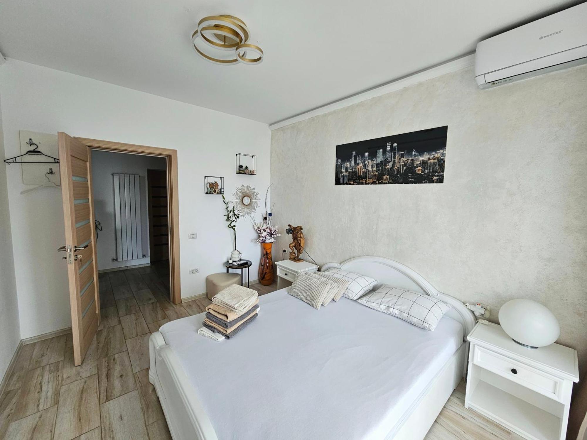 Andrew'S Apartment Central Mamaia Kültér fotó